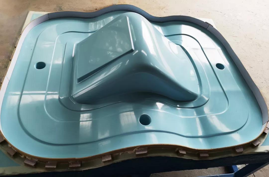 专注国际先进复材模具开发—远力(宁波)复合材料有限公司